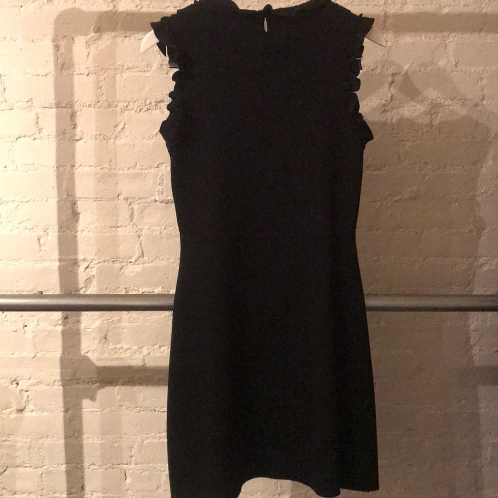 Ruffles Forever - Picture 2 of 2